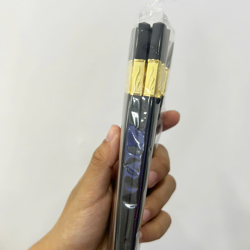 25912_z6174676956931-043dae1815765a6d34aadd6d91460bab_20241228172615-3.jpg Bộ 10 Đôi Đũa Mạ Vàng Chống Trượt 24cm - DHKMV02