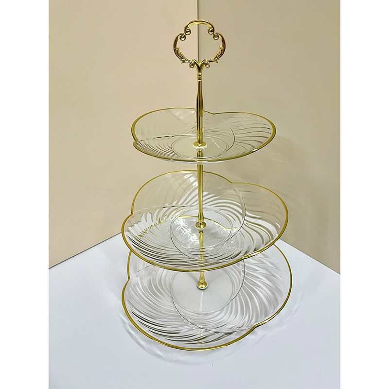 25951_z6219475479517-373c8e0de16567940be53c2da4482775_20250115154944-2.jpg Khay Mứt Nhựa Mạ Vàng 3 Tầng Trong Suốt - Khay Đựng Mứt Tết Bánh Kẹo 35,5x26cm - KDM3TTS