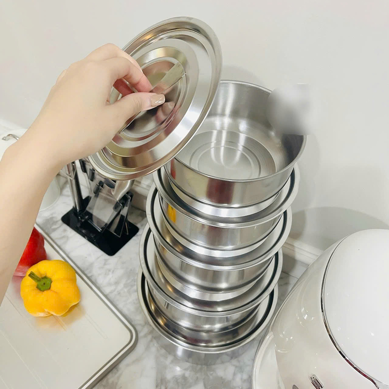 Shop sỉ bộ 5 Thố Inox Có Nắp Đựng Thực Phẩm Cao Cấp Shop sỉ bộ 5 Thố Inox Có Nắp Đựng Thực Phẩm Cao Cấp