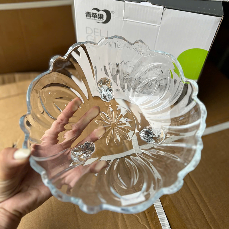 26004_z6234149315775-3dc3fd5638f8a04fcb85efefb2376f75_20250120100623-2.jpg Bát Thuỷ Tinh 3 Chân - Bát Thủy Tinh Đựng Mứt Bánh Kẹo Tết 24cm - BTT01