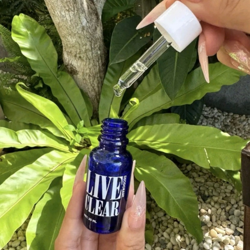 26263_19_20250417162736-2.png Serum Khử Hôi Nách, Hôi Chân, Ngăn Tiết Mồ Hôi Dành Cho Cả Nam Và Nữ 20ml Live Clear Thanh Tô - SRLIVECLEAR