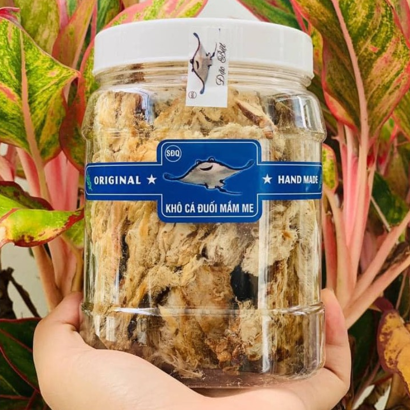 Kho sỉ khô Đuối Chấm Mắm Me Thơm Ngon Hộp 250g Kho sỉ khô Đuối Chấm Mắm Me Thơm Ngon Hộp 250g