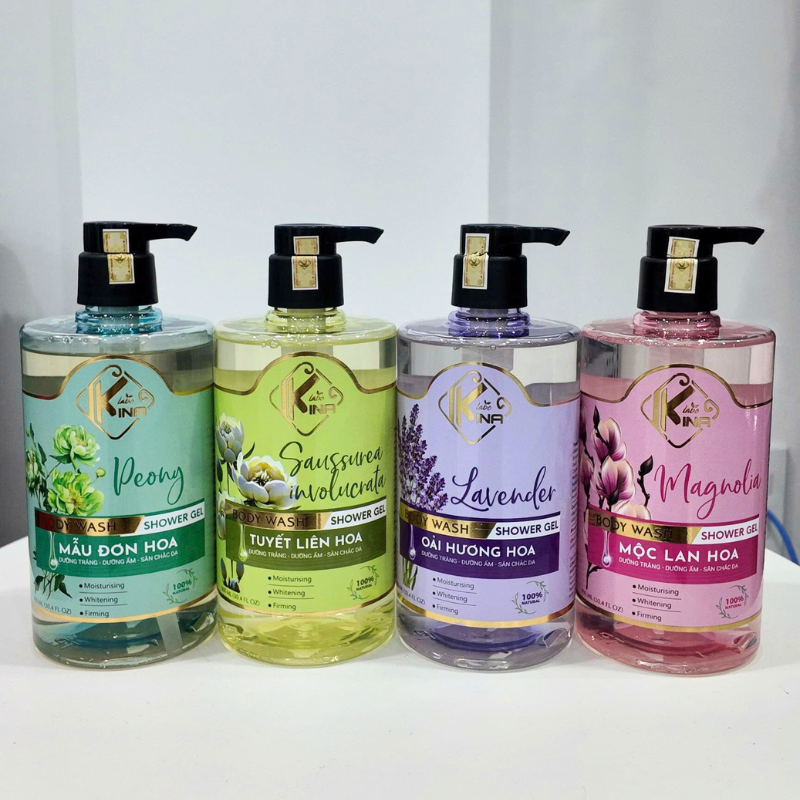 26499_29_20250729093722-3.png Sữa Tắm Kina Hương Nước Hoa Oải Hương 900ml - Hỗ Trợ Cấp Ẩm Dưỡng Sáng Da Mịn Màng - Tặng Kèm 1 Bông Tắm - 8938527651264