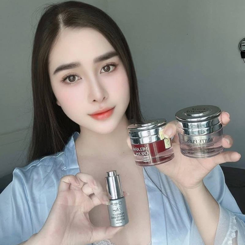 26526_24_20250801102445-2.png Kem Face Huyết Nám Queenie Skin 10g - FACEHUYETNAM10G