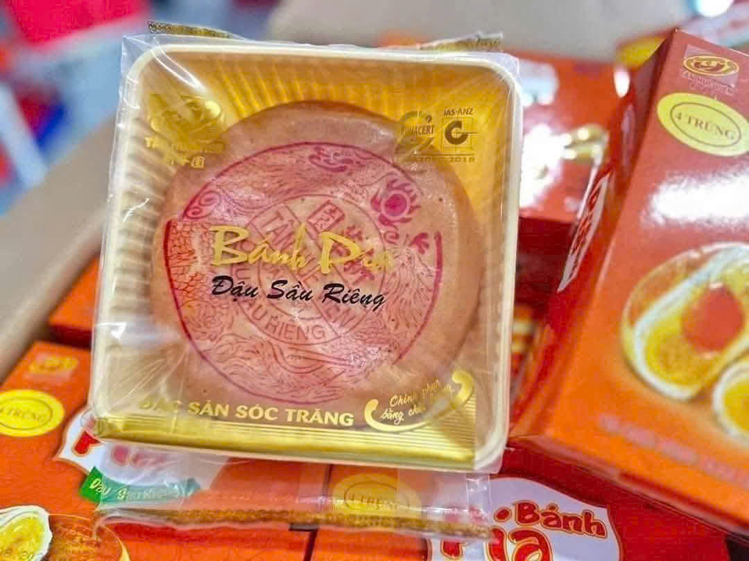 26643_z6958853132201-f179e569dbf91bc04402f48824252626_20250830111259-4.jpg Bánh Pía 4 Trứng Đậu Sầu Riêng Tân Huê 500g (1 cái) - BPDSR4T