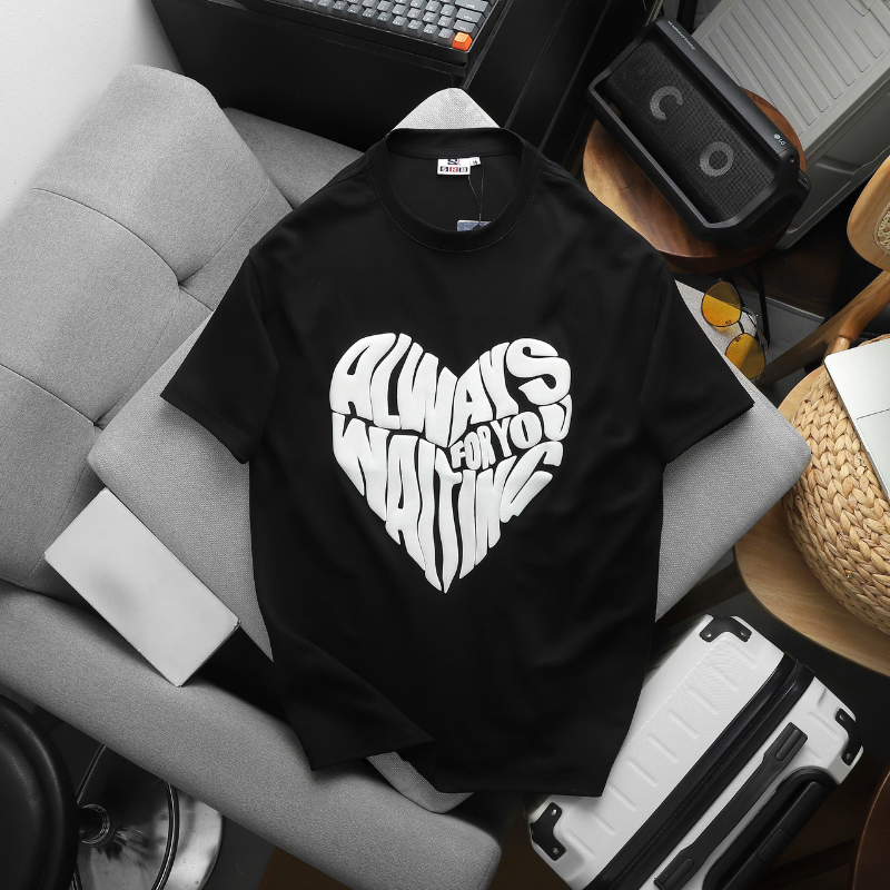 26808_13_20250929151708-2.png Áo Thun Unisex Cổ Tròn In Chữ Hình Trái Tim Trước Áo Size 40-80kg - AB535