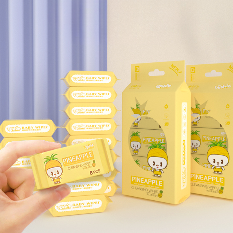 26889_8_20251015170822-1.png Túi 10 Khăn Ướt Bỏ Túi Du Lịch - Khăn Giấy Ướt Mini Ngẫu Nhiên - Chất Liệu Vải Không Dệt - KUBTMN02