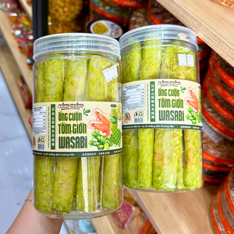 Shop sỉ bánh Tráng Ống Cuộn Tôm Wasabi 150g Hộp Tròn Shop sỉ bánh Tráng Ống Cuộn Tôm Wasabi 150g Hộp Tròn