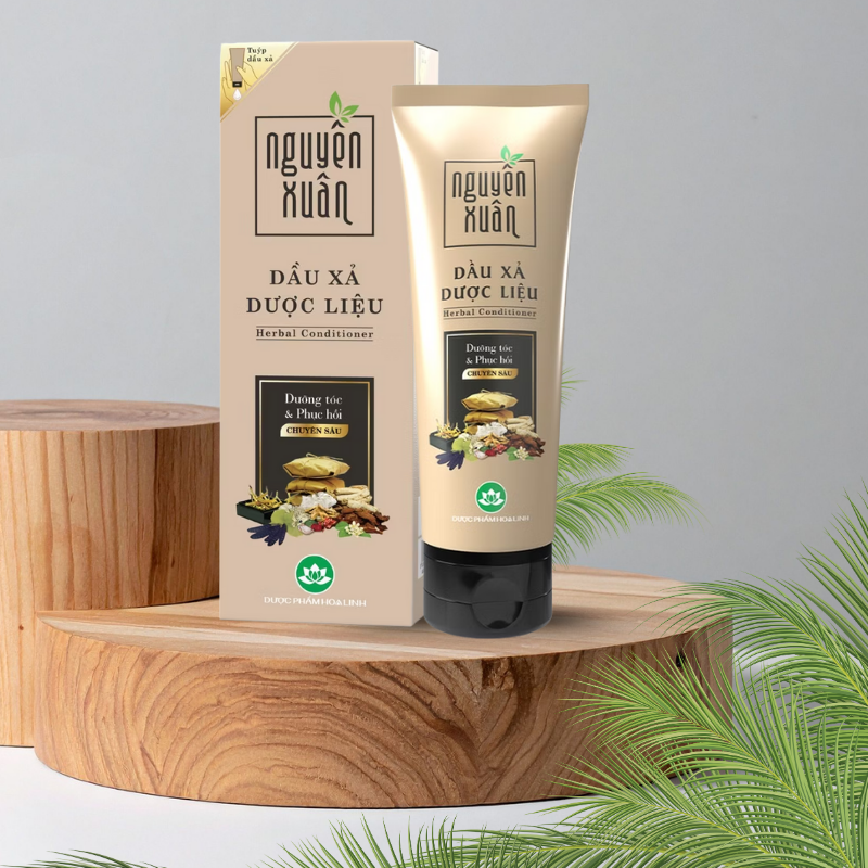 Dầu Xả Dược Liệu Nguyên Xuân Giúp Nuôi Dưỡng Tóc 150ml