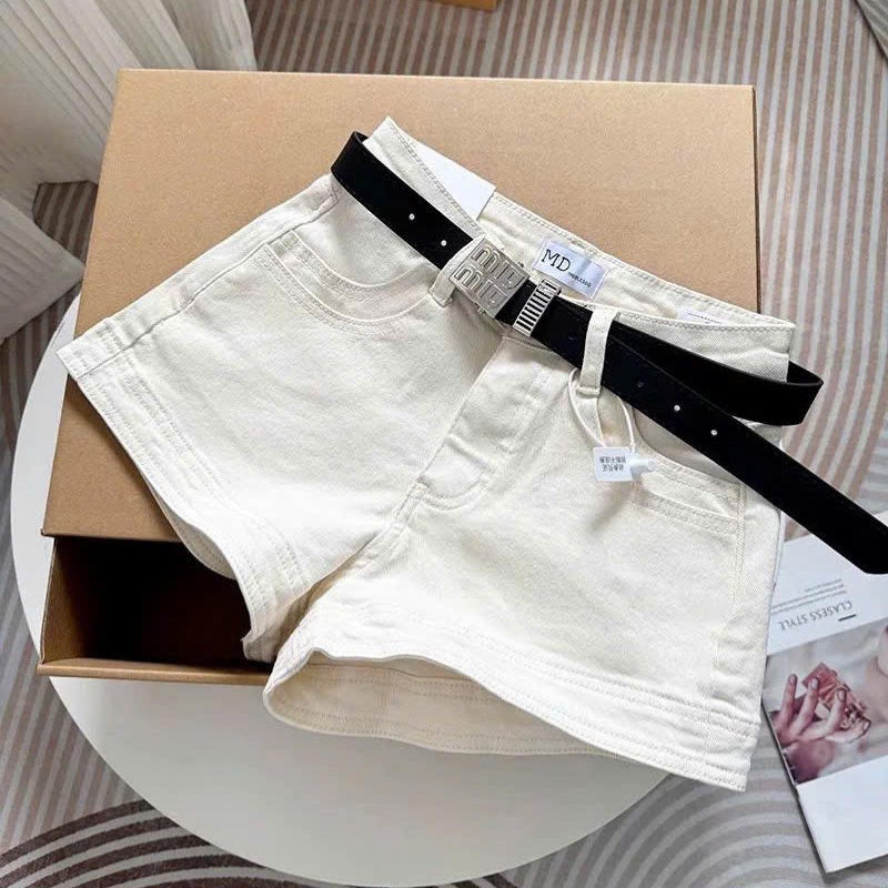Quần Short Jean Trơn Nữ Không Co Giãn Đứng Form Chuẩn - Có 5 Màu Mặc Cực Xinh Quần Short Jean Trơn Nữ Không Co Giãn Đứng Form Chuẩn - Có 5 Màu Mặc Cực Xinh