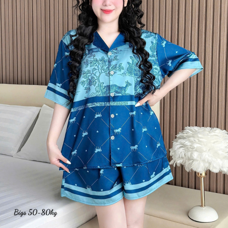 27671_82_20251216112330.png Đồ Bộ Ngủ Nữ Họa Tiết Sang Trọng Mặc Mát Thoải Mái Size Lớn 50–80kg - DBO5205