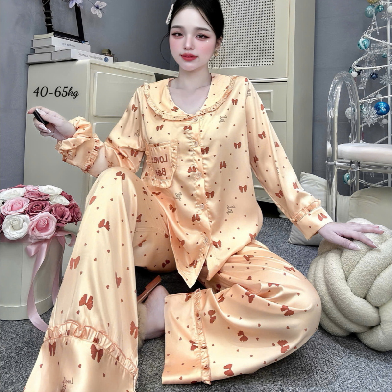 Shop sỉ đồ Bộ Pijama Nữ - Đồ Bộ Tay Dài Quần Dài Viền Bèo Họa Tiết Nhí Size 40-65kg Shop sỉ đồ Bộ Pijama Nữ - Đồ Bộ Tay Dài Quần Dài Viền Bèo Họa Tiết Nhí Size 40-65kg