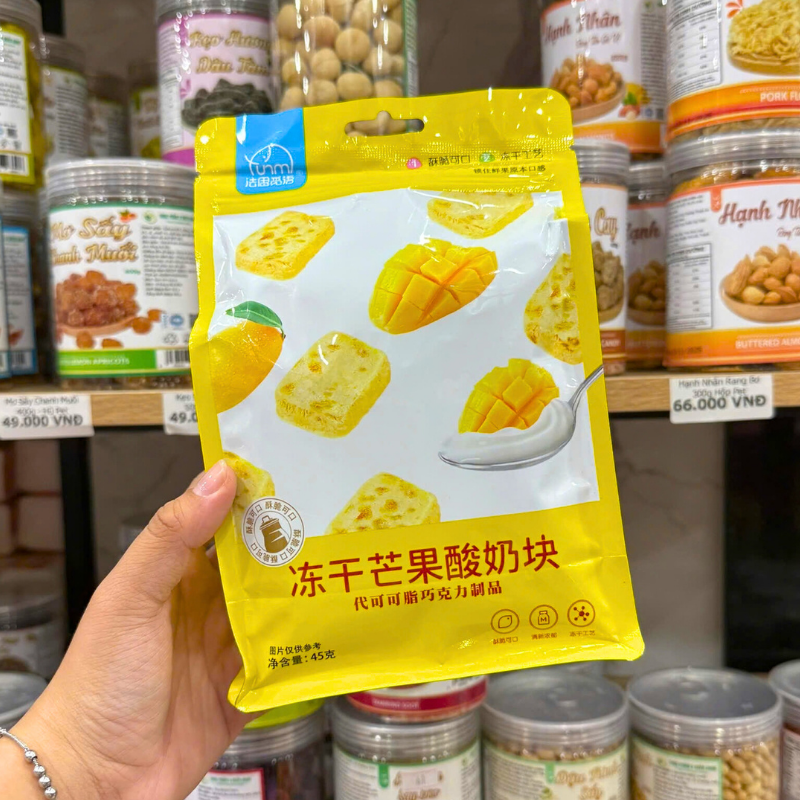 Giá sỉ sữa Chua Khô Sấy Lạnh Vị Xoài 45g Giá sỉ sữa Chua Khô Sấy Lạnh Vị Xoài 45g