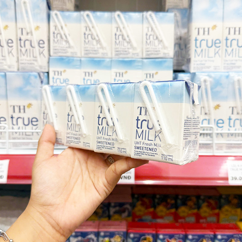 Mua sỉ sữa Tươi Tiệt Trùng Có Đường TH True Milk Lốc 4 Hộp Nhỏ (110ml/Hộp) Mua sỉ sữa Tươi Tiệt Trùng Có Đường TH True Milk Lốc 4 Hộp Nhỏ (110ml/Hộp)
