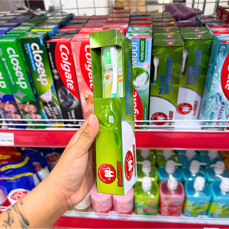 Kem Đánh Răng DR HAPPY Trà Xanh 160g + Bàn Chải DR HAPPY Kem Đánh Răng DR HAPPY Trà Xanh 160g + Bàn Chải DR HAPPY