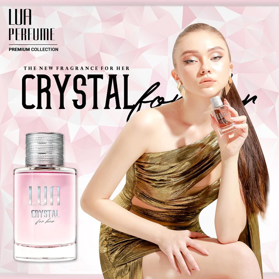 LUA - Crystal For Her như một món quà ngọt ngào mà LUA dành riêng cho phái đẹp với mùi hương hoa tươi mới và lôi cuốn, kết hợp thêm sự nồng nàn mê hoặc của mùi gỗ, với nhiều tầng hương đa màu sắc tạo nên những nốt hương đầy ấn tượng và thu hút. Mang đến cho các nàng một phong cách nhẹ nhàng, nữ tính nhưng cũng không kém phần quyến rũ, lôi cuốn.  Crystal For Her thực sự là một “item” khiến bất cứ tín đồ mê mùi hương nào cũng phải thổn thức. 