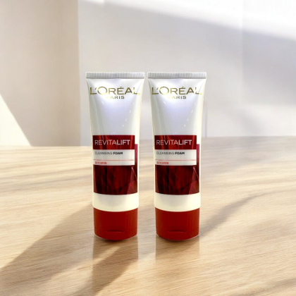 Sữa Rửa Mặt L'oreal Paris Chống Lão Hoá Revitalift Cleansing Foam