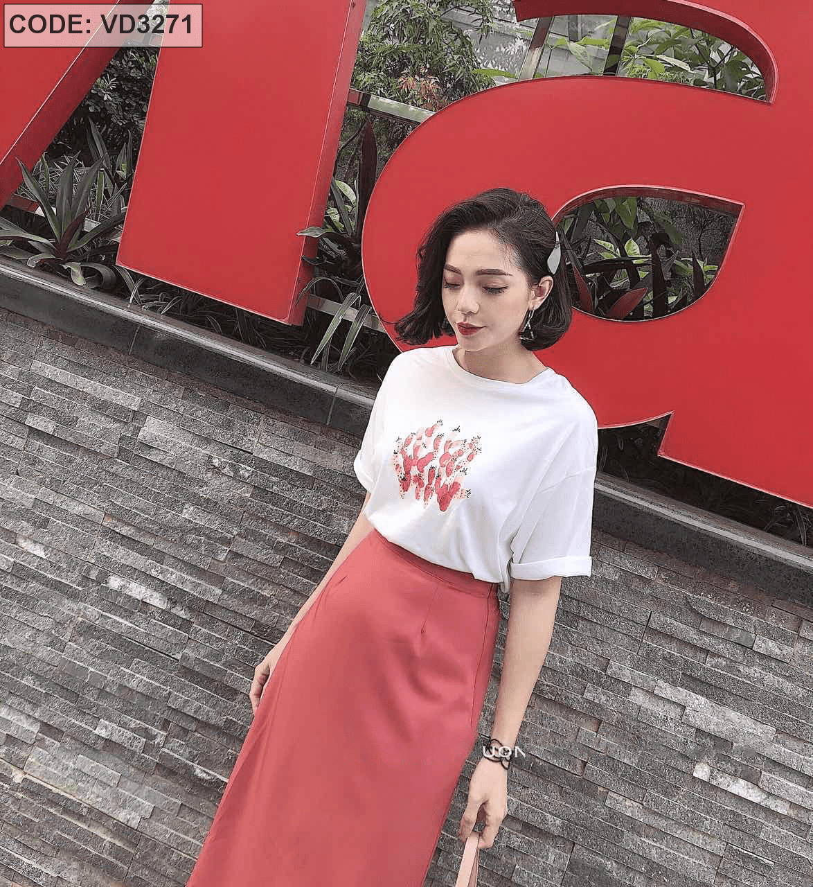 Set áo trắng phối chân váy đỏ AMY – Hizu Dress Up