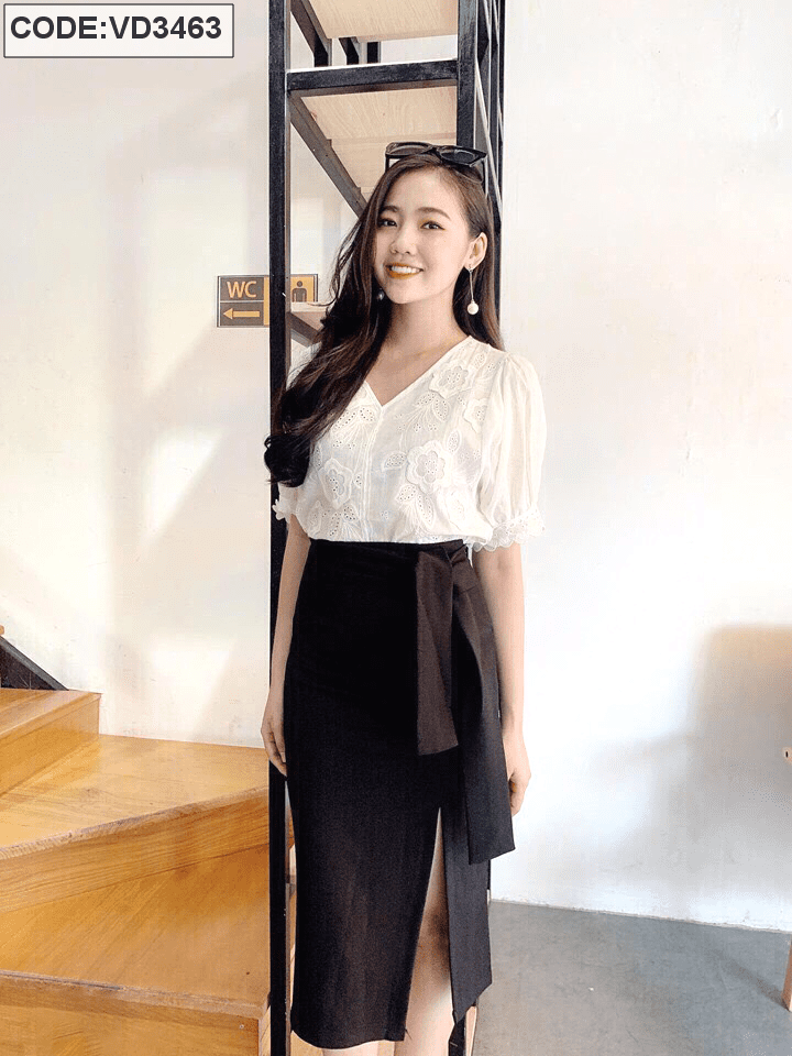 Tìm kiếm mẫu áo hoàn hảo kết hợp với chân váy đen ôm | ELLY - TOP 10 Thương  Hiệu Nổi Tiếng Việt Nam