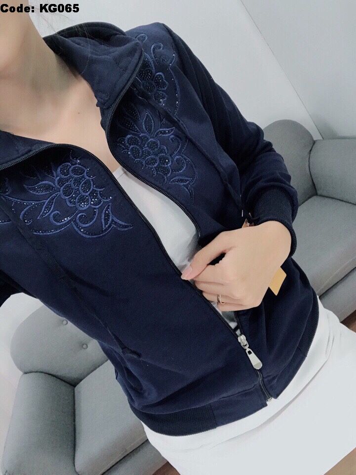 Áo khoác nữ thêu hoa đính đá cao cấp giá sỉ - Kho sỉ quần áo nữ cao cấp giá gốc Áo khoác nữ thêu hoa đính đá cao cấp