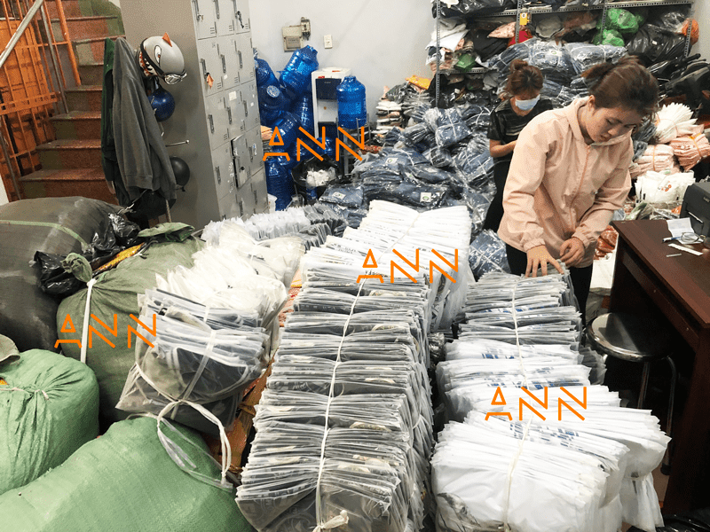 Chợ xóm 5 Ninh Hiệp nguồn sỉ quần áo giá rẻ tại Hà Nội
