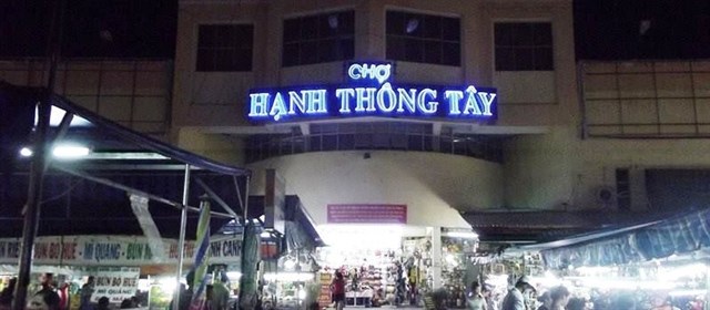 Dân Sài Gòn phải biết những chợ mua bán quần áo tết rẻ mà đẹp này