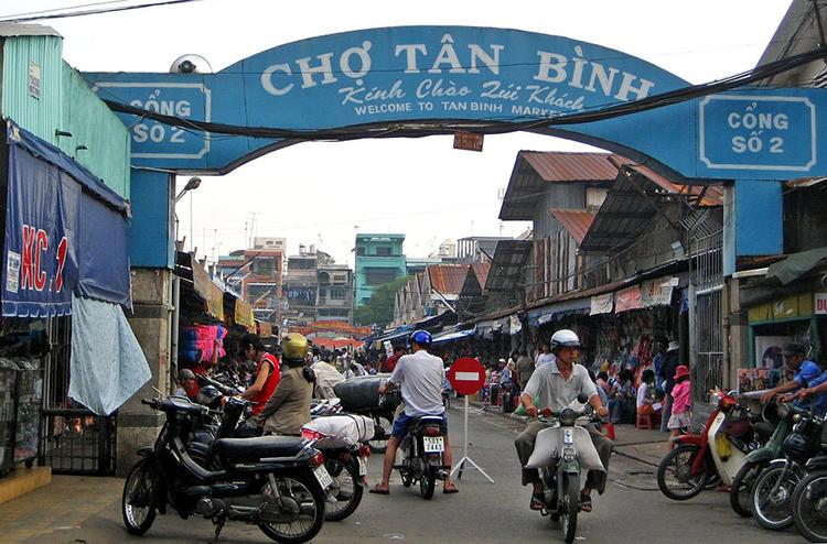 Dân Sài Gòn phải biết những chợ mua bán quần áo tết rẻ mà đẹp này