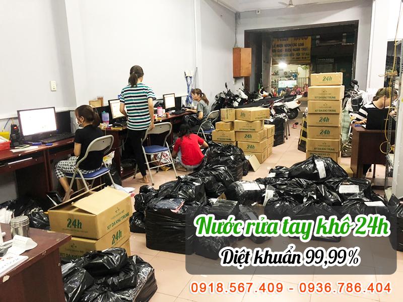 Kho Hàng Sỉ ANN - Phân phối nước rửa tay khô Thiên Nhiên Việt