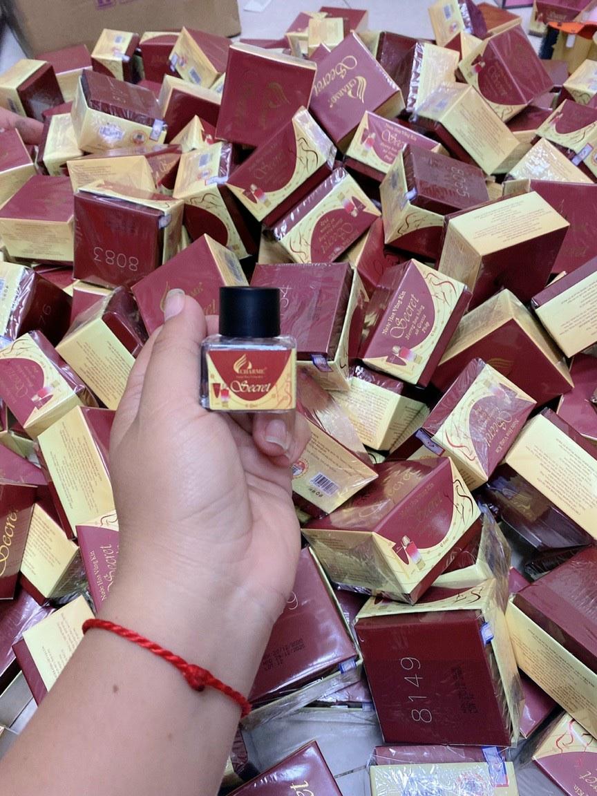 Nước hoa vùng kín Charme Secret