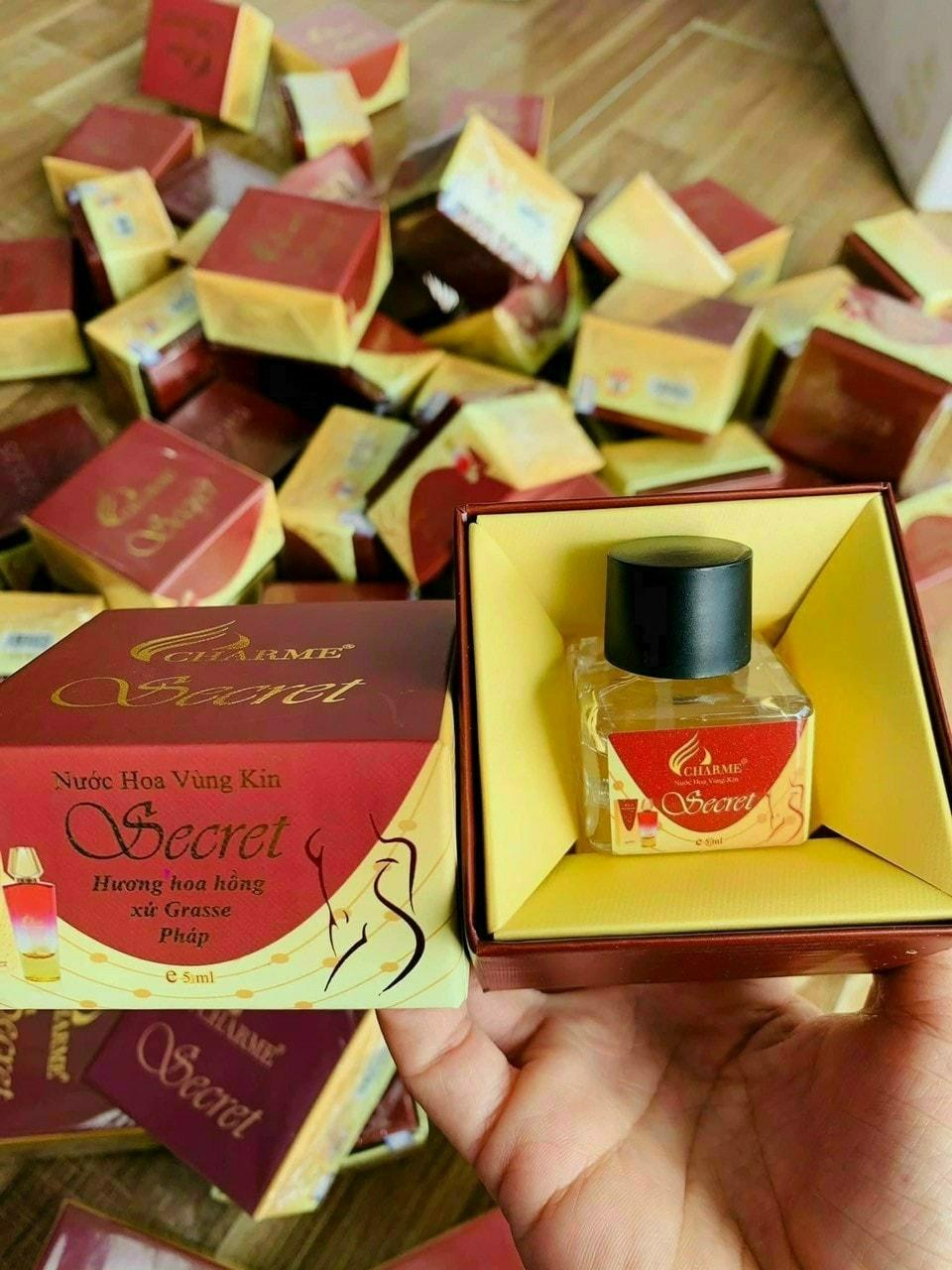 Nước hoa vùng kín Charme Secret