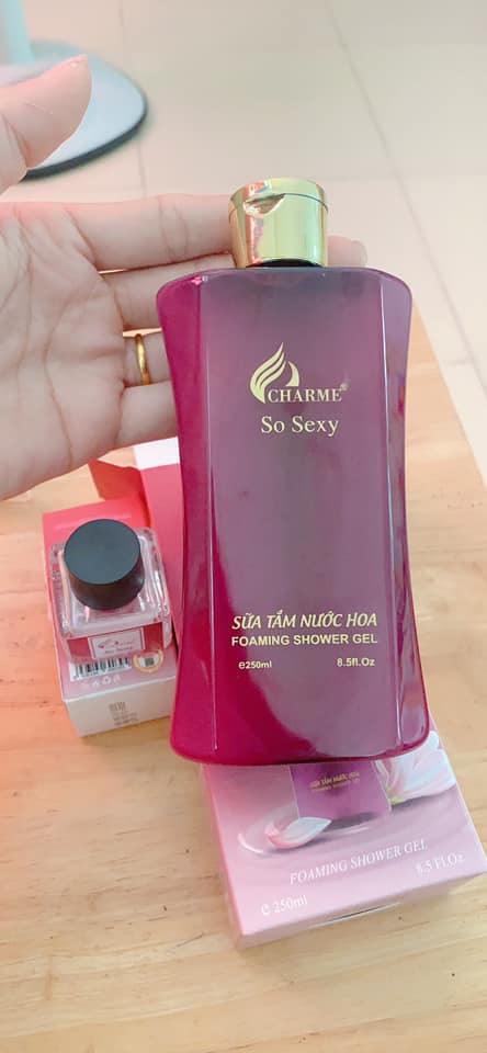 Sữa tắm Nước hoa Charme So Sexy 250ml