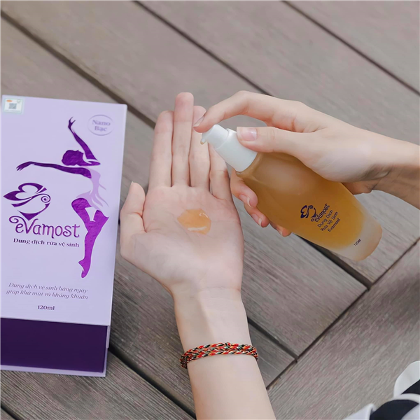 Dung dịch vệ sinh Evamost dùng thanh mát, xài là ghiền cả đời
