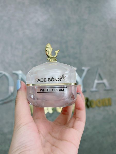 Kem Face Bông ONAYA Dưỡng Trắng Da Ngăn Ngừa Nám