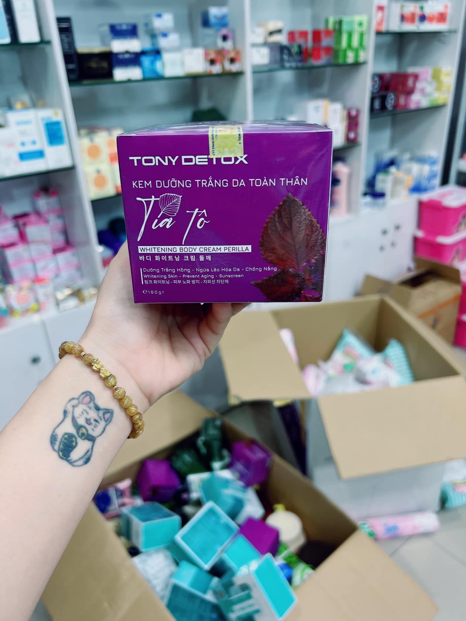 Kem body dưỡng trắng da toàn thân Tony Detox Tía Tô