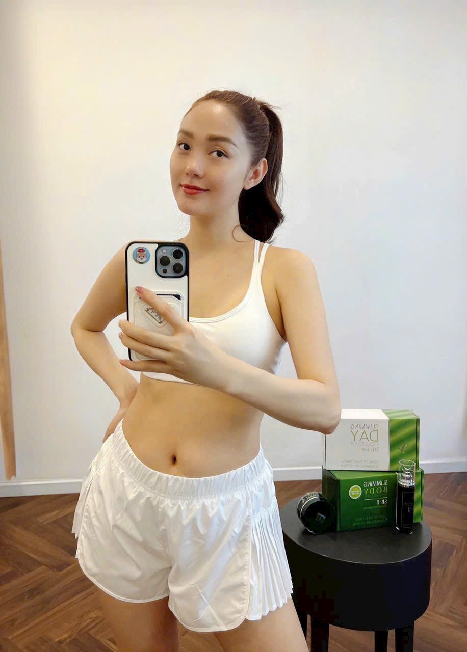 Ca sĩ diễn viên Minh Hằng cũng giao niềm tin cho  SlimmingCare và nhận về kết quả ngoài sức mong đợi chỉ sau sinh 2 tháng 7 ngày