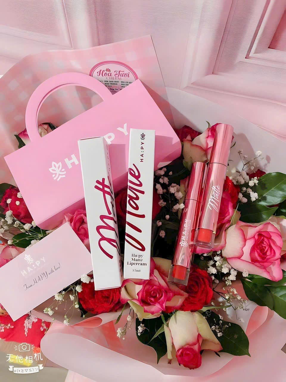 Chị em nào xài em son siêu lì Happy Matte Lipcream này mà không thích không ưng được chứ