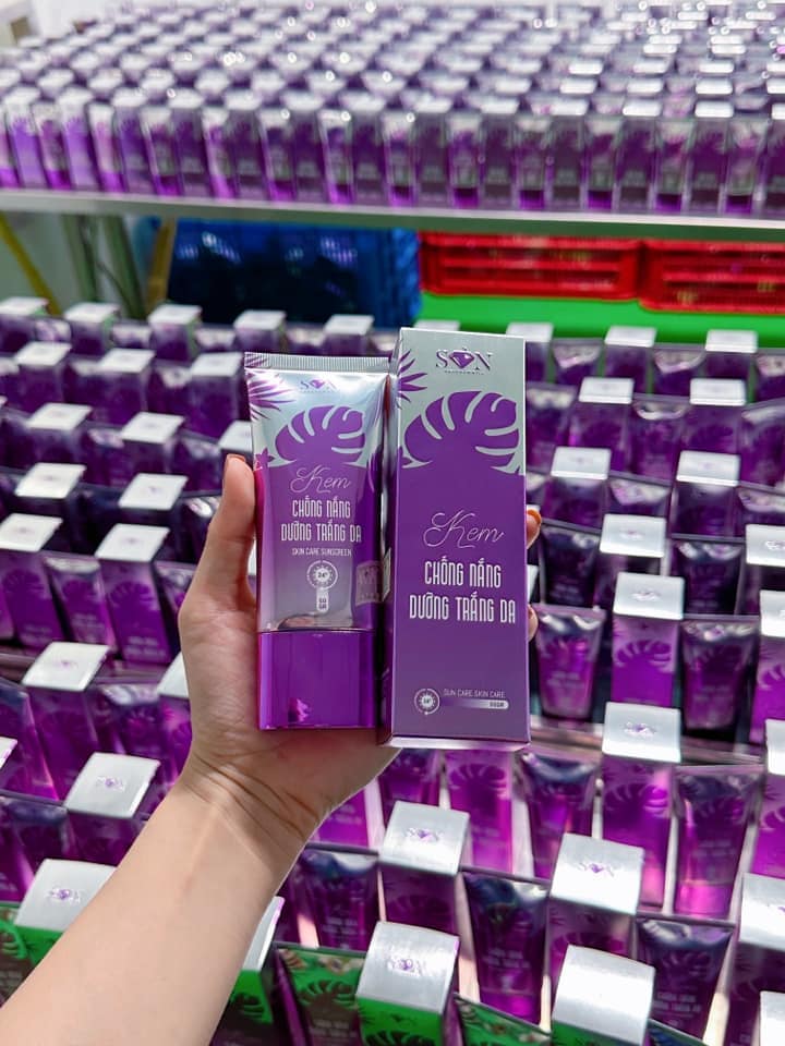 Kem chống nắng Son Cosmetic Lớn Dưỡng Trắng Da 50g