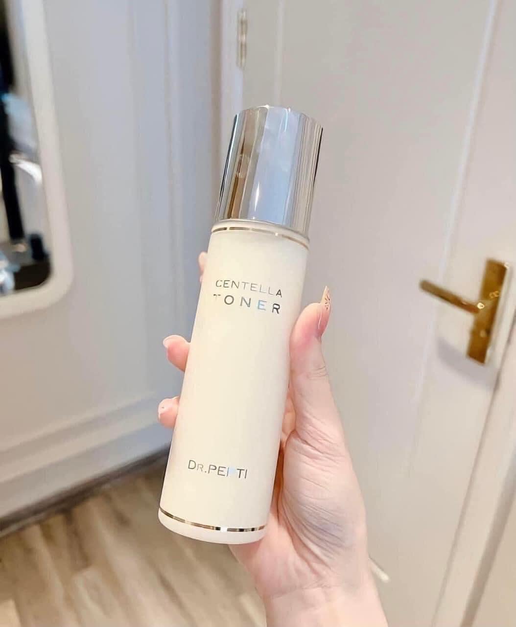 Nước hoa hồng Dr.Pepti  Centella Toner sẽ làm chậm các quá trình lão hóa da