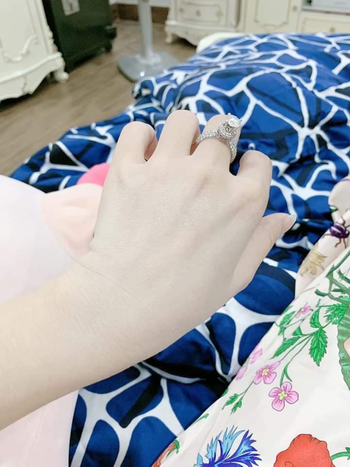 Kem body Lux - Thoa là thấm, chạm là tan